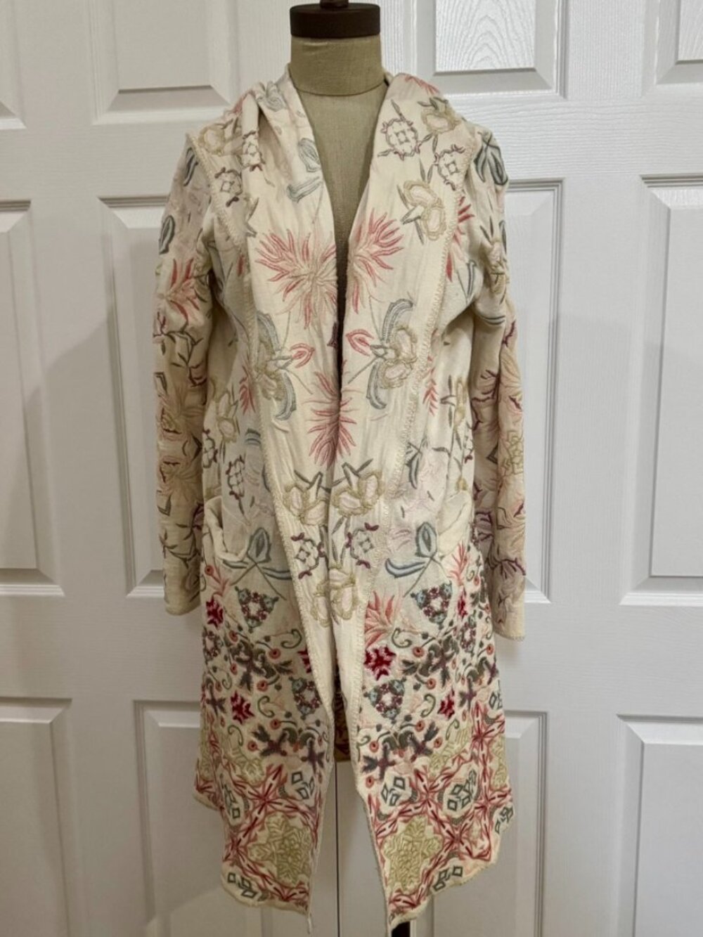 Johnny Was BIYA Embroidered Hooded Duster Cardigan Cream Floral Longline Size XS